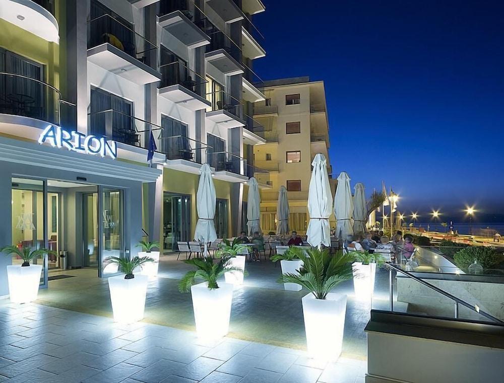 Arion Hotel Xylokastro Exterior photo